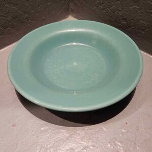 Homer Laughlin Retired Seamist 9" Serving Bowl